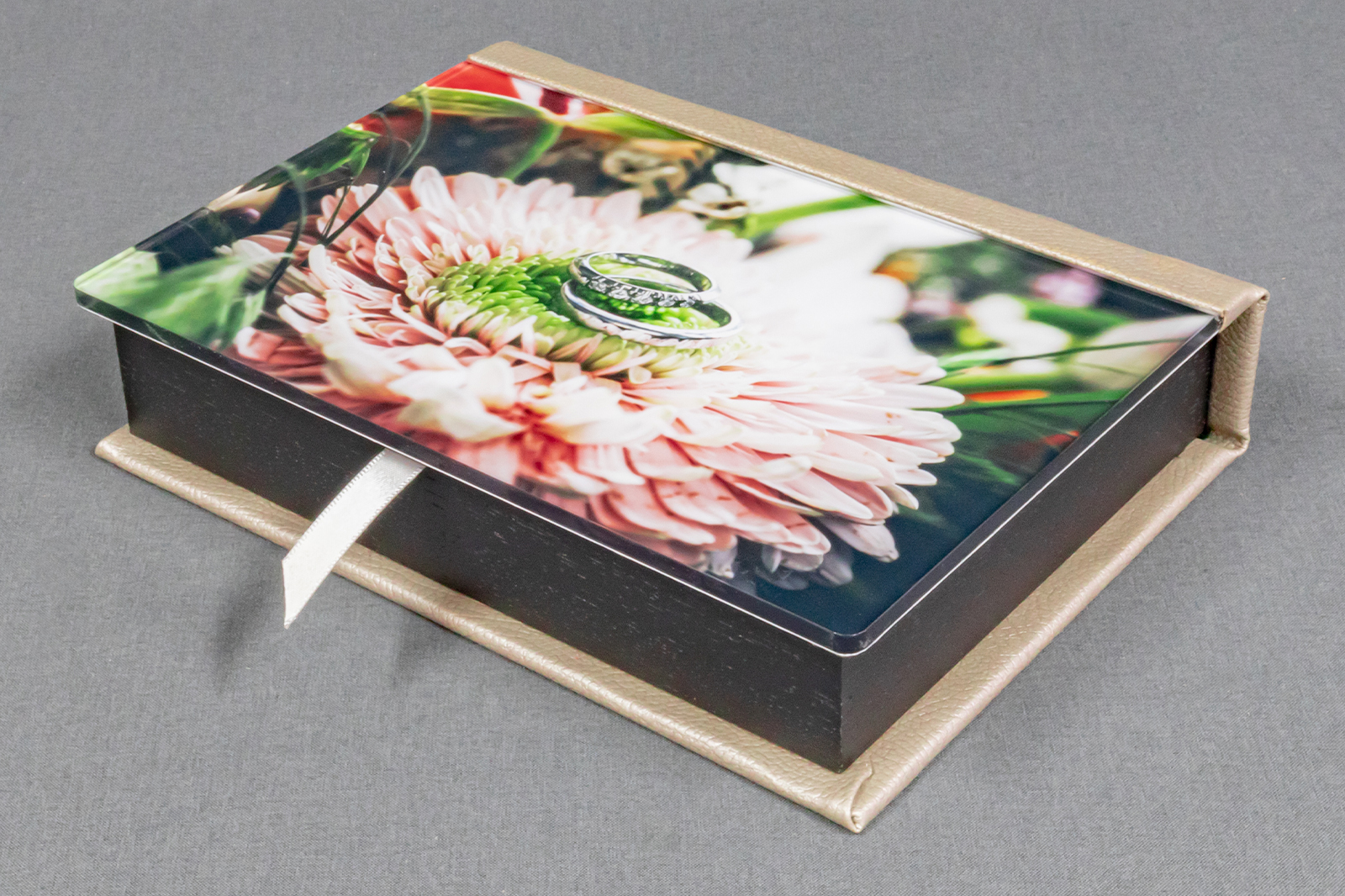 Luxury Acrylic Print Box Slide 1